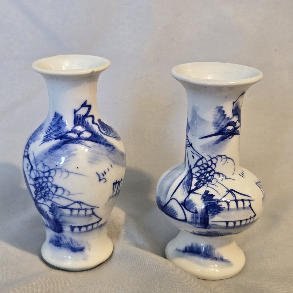Pair Mini Blue White Porcelain Bud Vases Asian Landscape 3.75" Unmarked